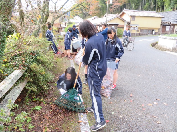 島根中央高校・大森小学校清掃活動